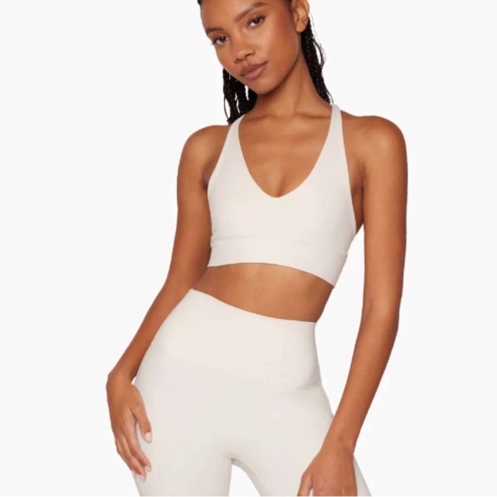 NWOT SET Active Luxform Racer V Bra in Blanc